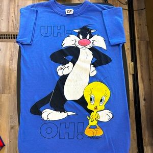 Vintage single stitch looney tunes t shirt
